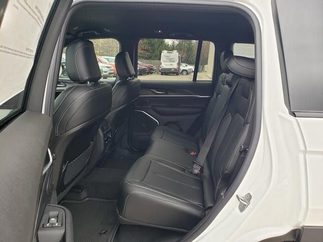 new 2026 Jeep Grand Cherokee car, priced at $43,045