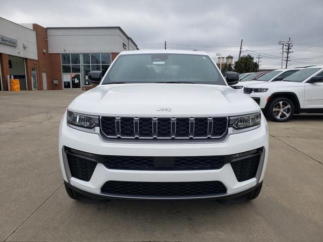 new 2026 Jeep Grand Cherokee car, priced at $43,045