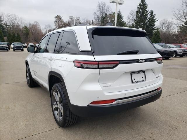 new 2026 Jeep Grand Cherokee car, priced at $43,045