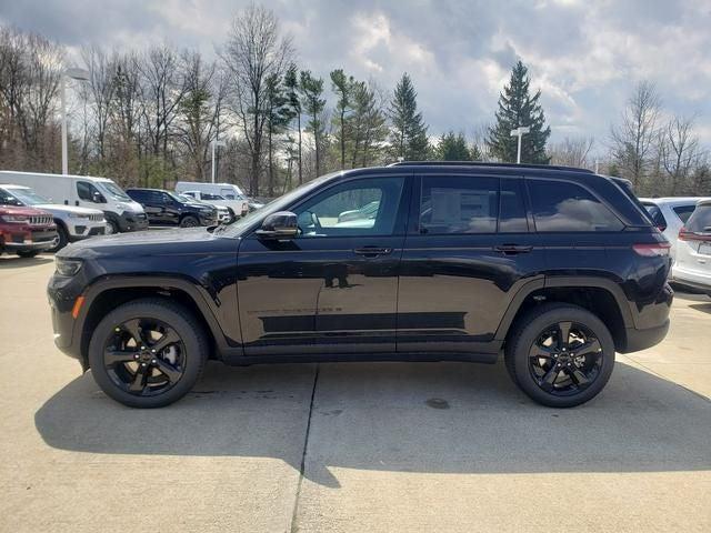 new 2026 Jeep Grand Cherokee car, priced at $49,225