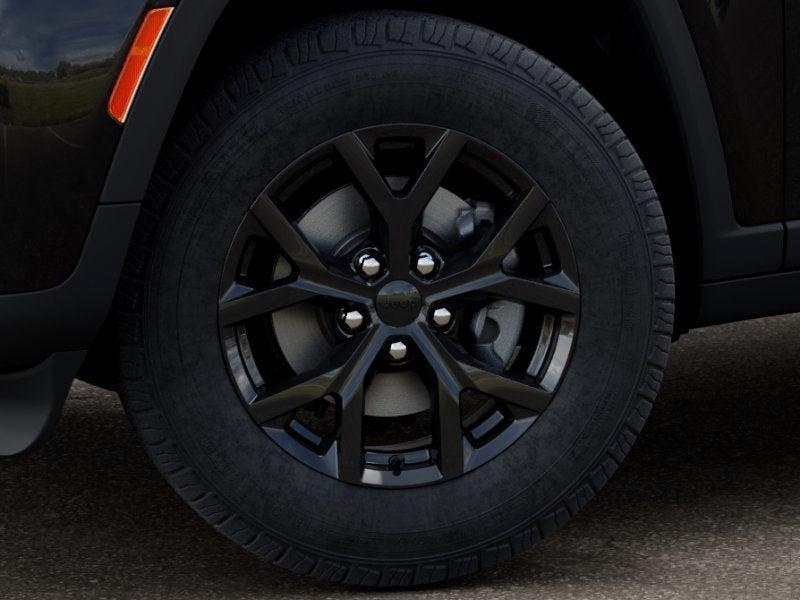 new 2026 Jeep Grand Cherokee car, priced at $47,670