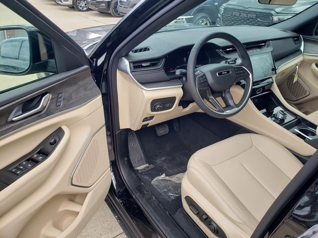 new 2026 Jeep Grand Cherokee L car, priced at $53,225