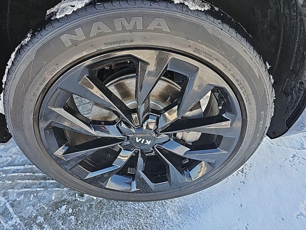 used 2021 Kia Sorento car, priced at $22,381