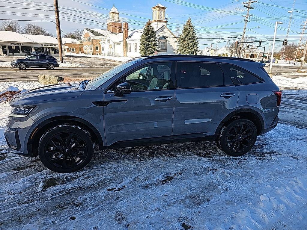 used 2021 Kia Sorento car, priced at $22,381