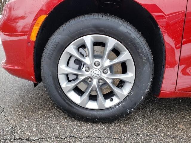 new 2026 Chrysler Pacifica car, priced at $47,042