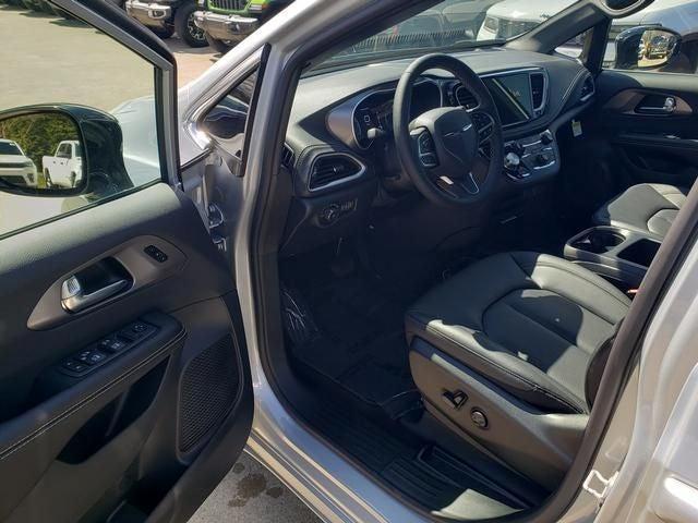 new 2026 Chrysler Pacifica car, priced at $41,737