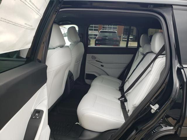 new 2026 Jeep Cherokee car, priced at $43,600