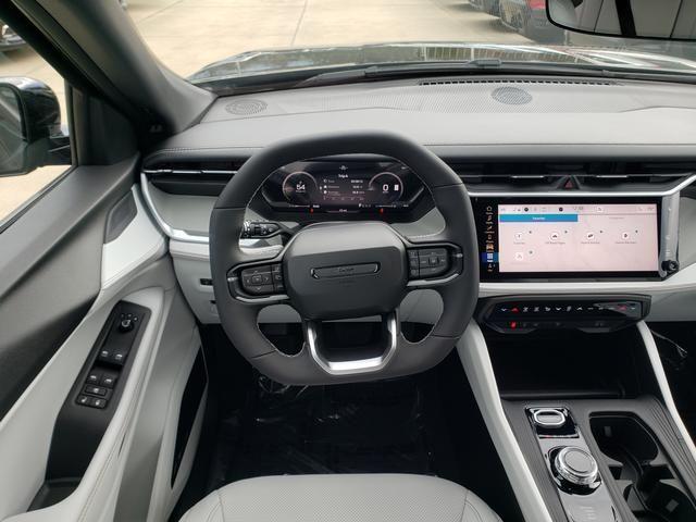 new 2026 Jeep Cherokee car, priced at $39,138