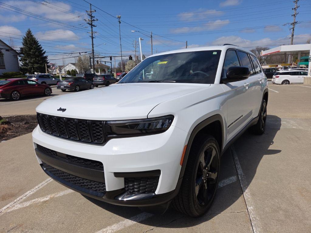 used 2024 Jeep Grand Cherokee L car, priced at $39,381