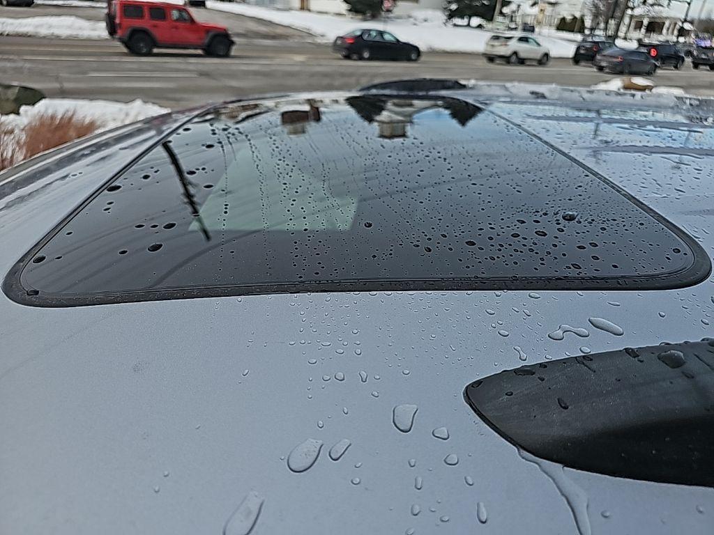 used 2020 Jeep Grand Cherokee car, priced at $21,981