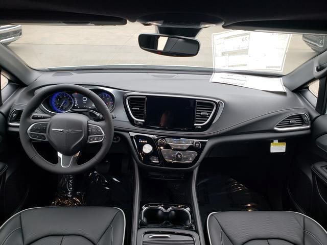 new 2026 Chrysler Pacifica car, priced at $53,172