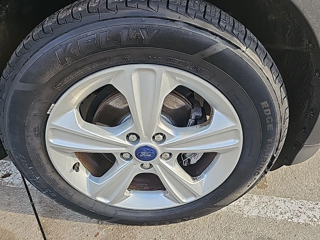 used 2015 Ford Escape car, priced at $10,681