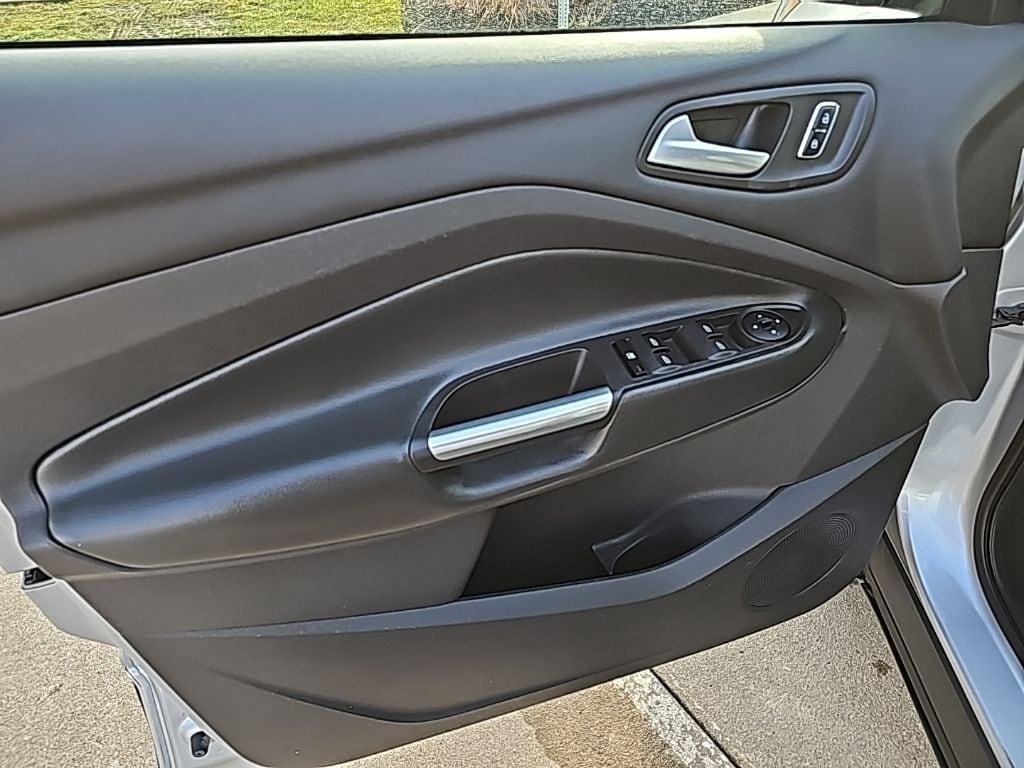 used 2015 Ford Escape car, priced at $10,681