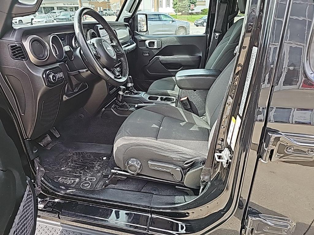 used 2020 Jeep Wrangler Unlimited car, priced at $25,481