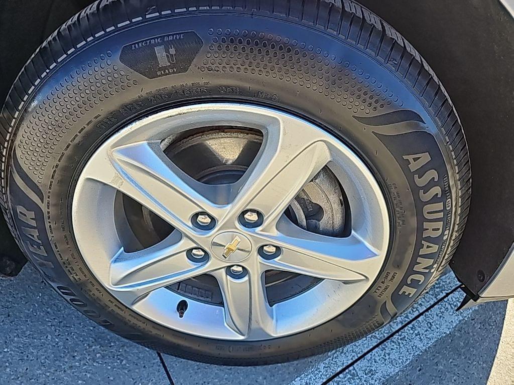 used 2023 Chevrolet Malibu car, priced at $18,481