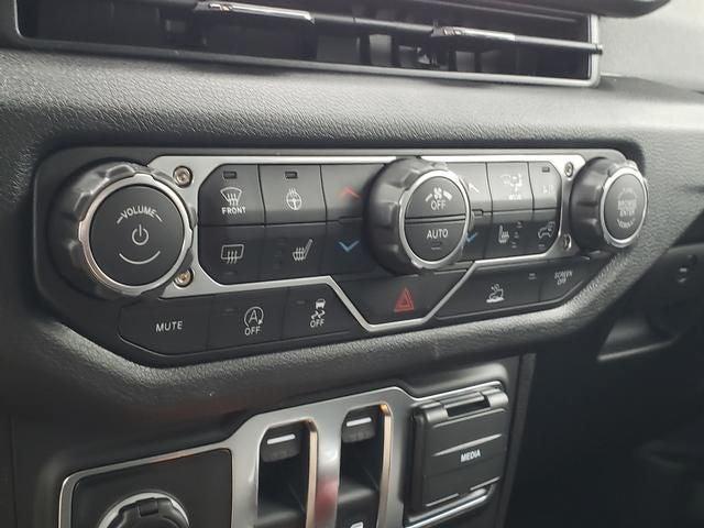 new 2026 Jeep Wrangler car, priced at $45,157