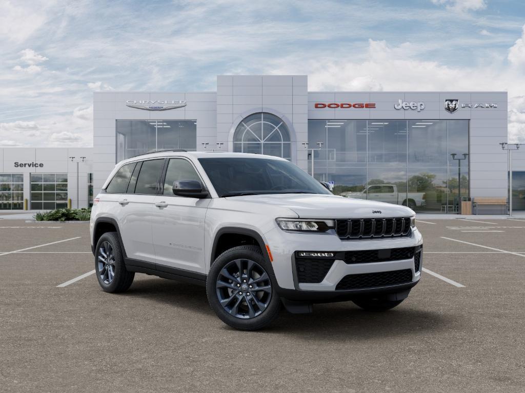 new 2026 Jeep Grand Cherokee car, priced at $45,475