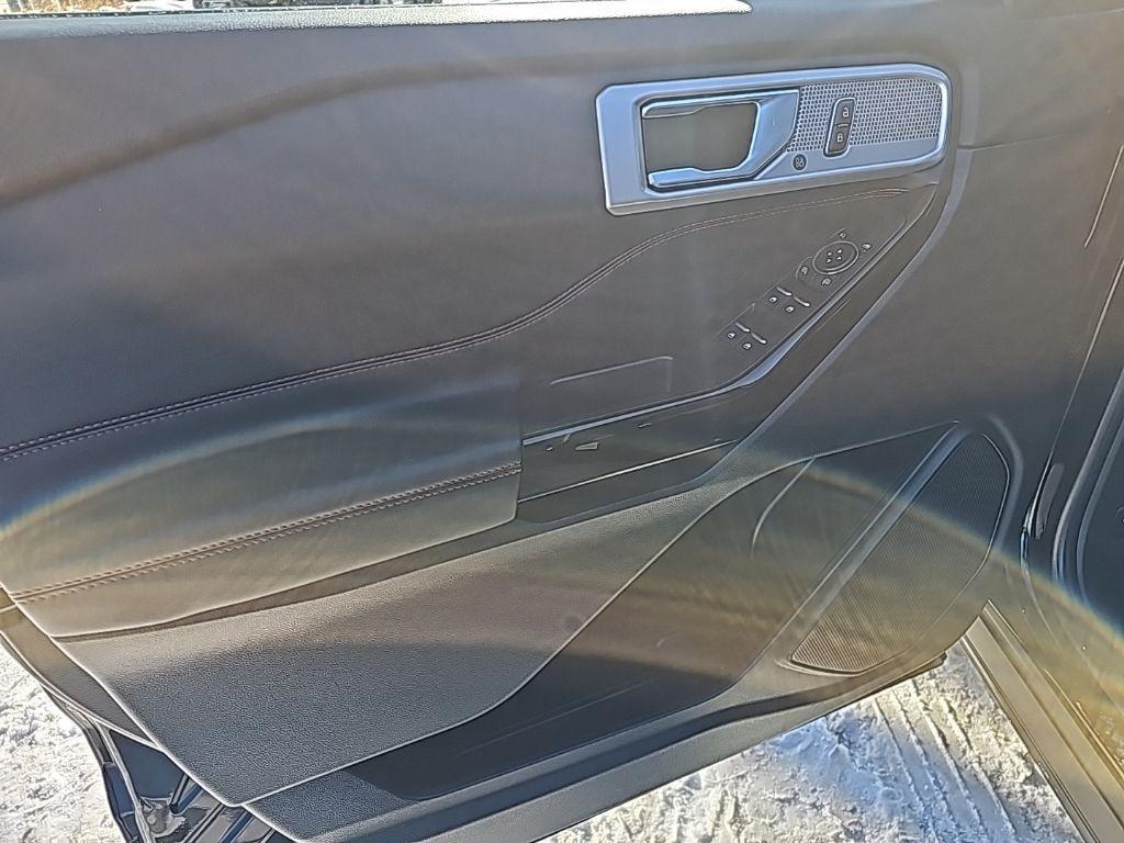 used 2023 Ford Explorer car, priced at $34,981