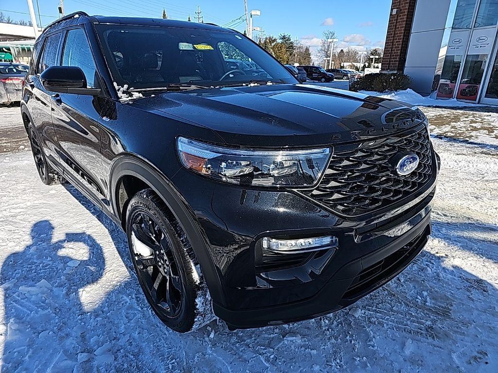 used 2023 Ford Explorer car, priced at $34,981