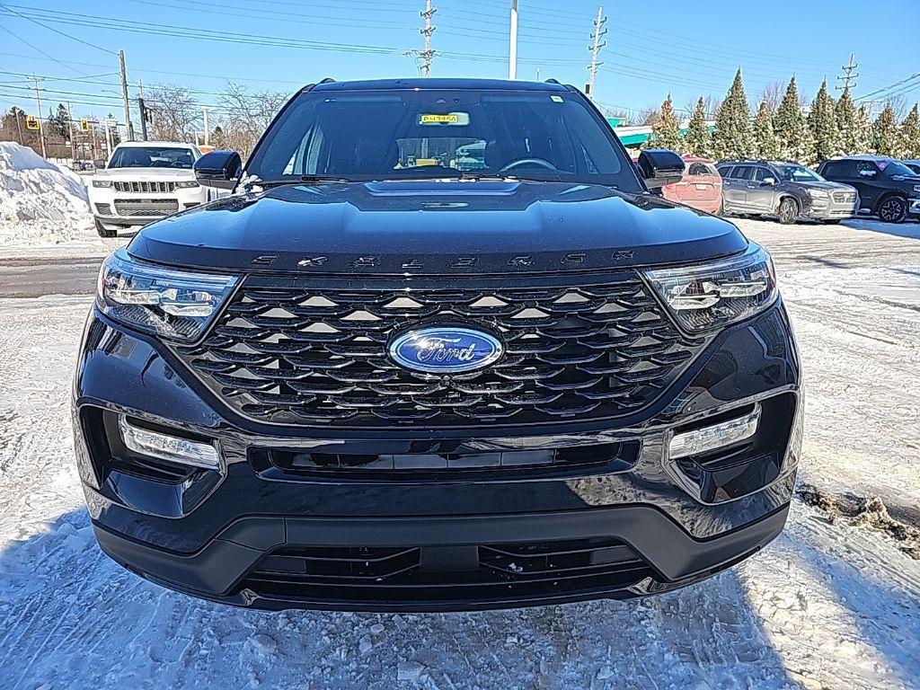used 2023 Ford Explorer car, priced at $34,981