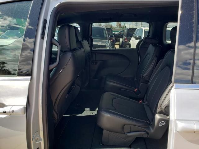 new 2026 Chrysler Pacifica car, priced at $44,899