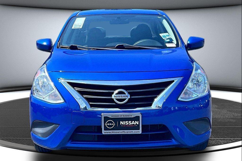 used 2017 Nissan Versa car