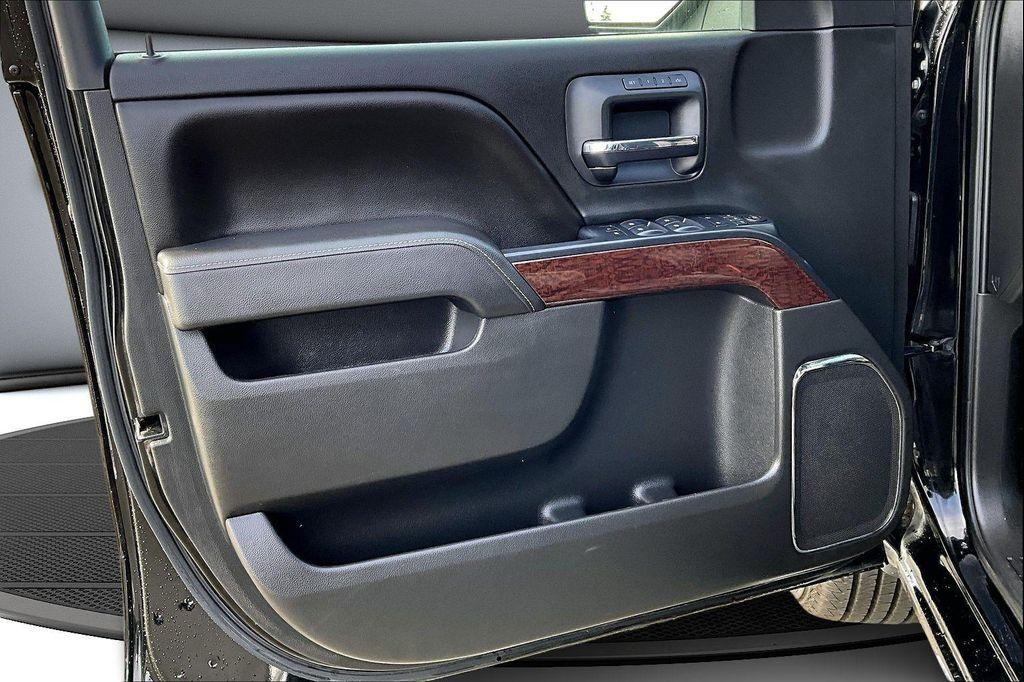 used 2015 GMC Sierra 1500 car, priced at $25,881