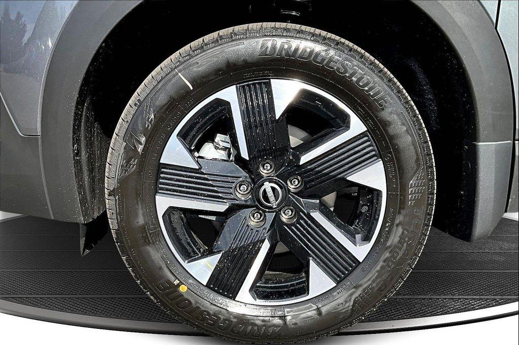 new 2026 Nissan Kicks car, priced at $26,631