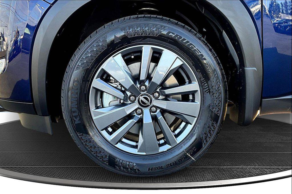 new 2025 Nissan Pathfinder car, priced at $35,895