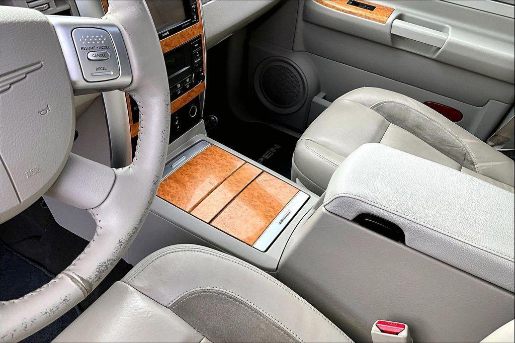 used 2009 Chrysler Aspen Hybrid car, priced at $12,988