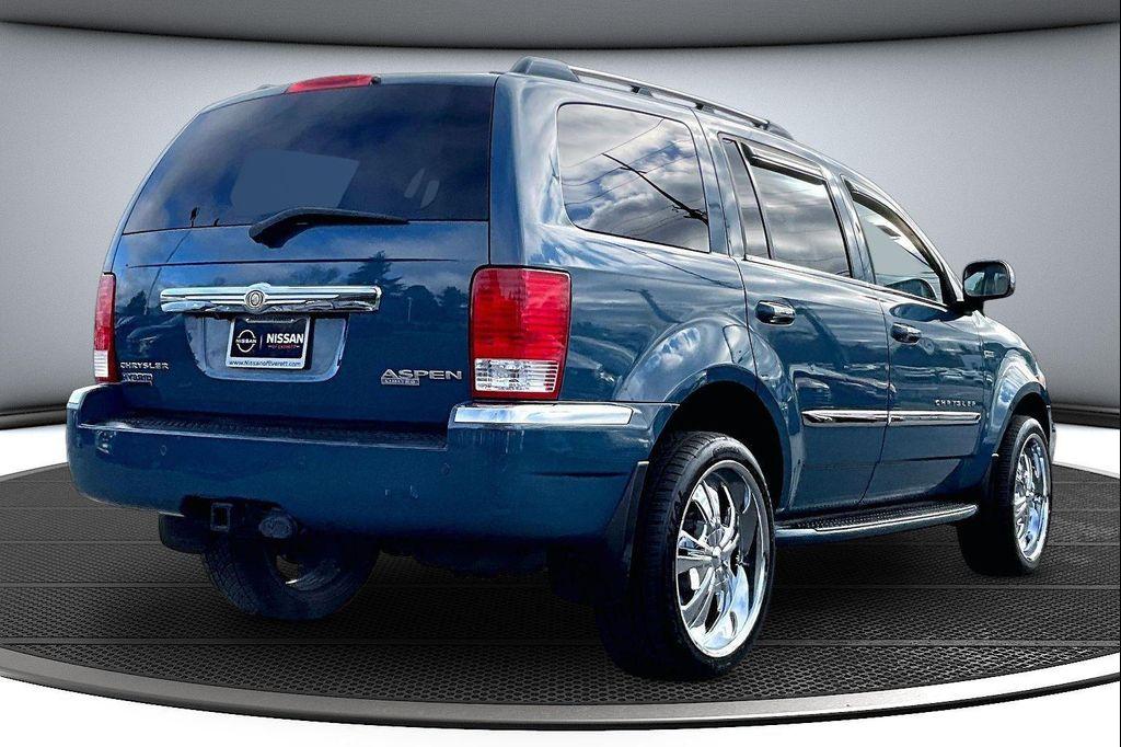 used 2009 Chrysler Aspen Hybrid car, priced at $12,988