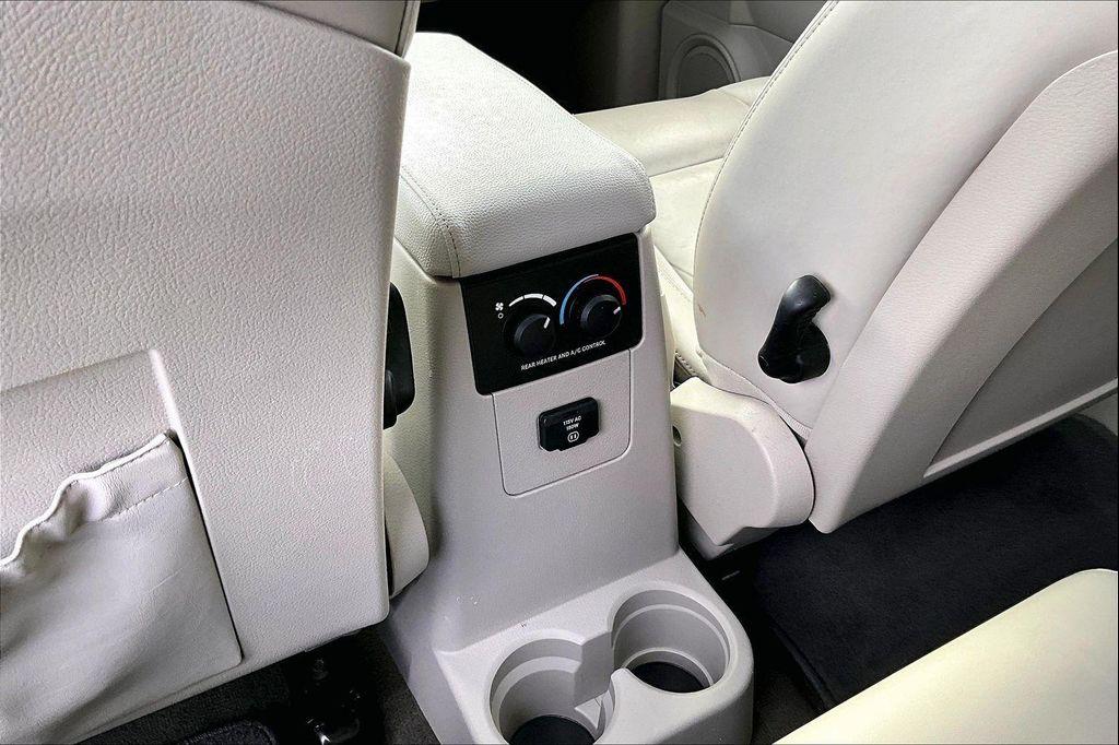 used 2009 Chrysler Aspen Hybrid car, priced at $12,988