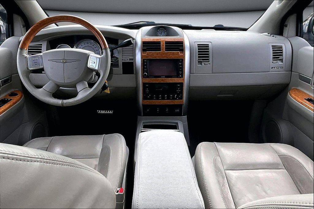 used 2009 Chrysler Aspen Hybrid car, priced at $12,988