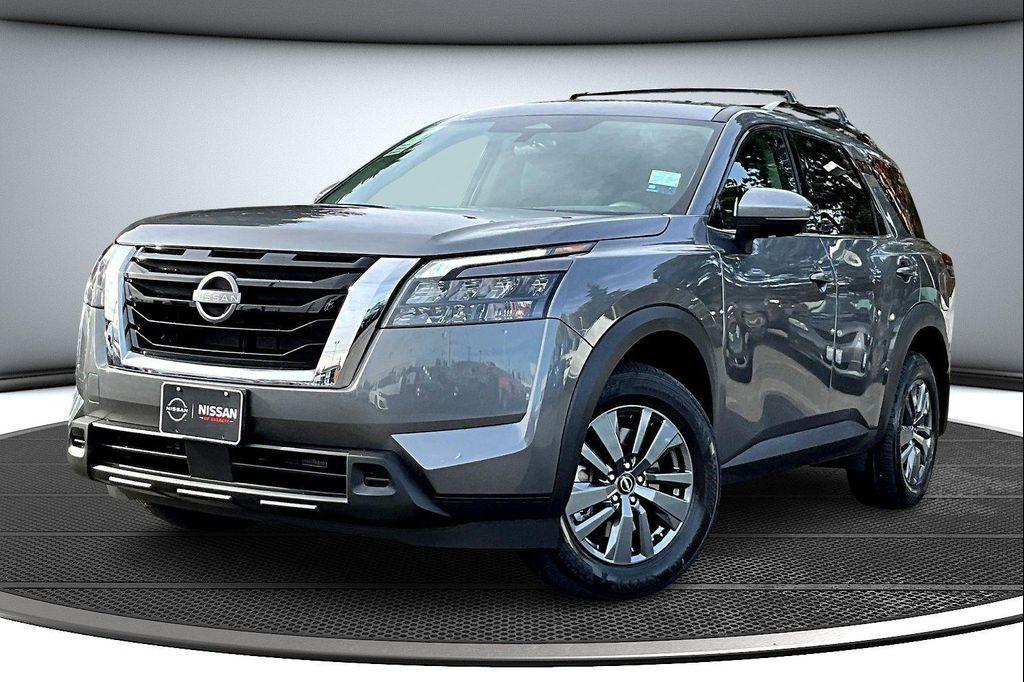 new 2025 Nissan Pathfinder car, priced at $35,895