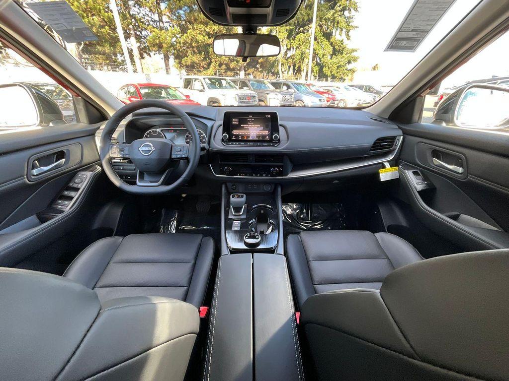 new 2025 Nissan Pathfinder car, priced at $45,058