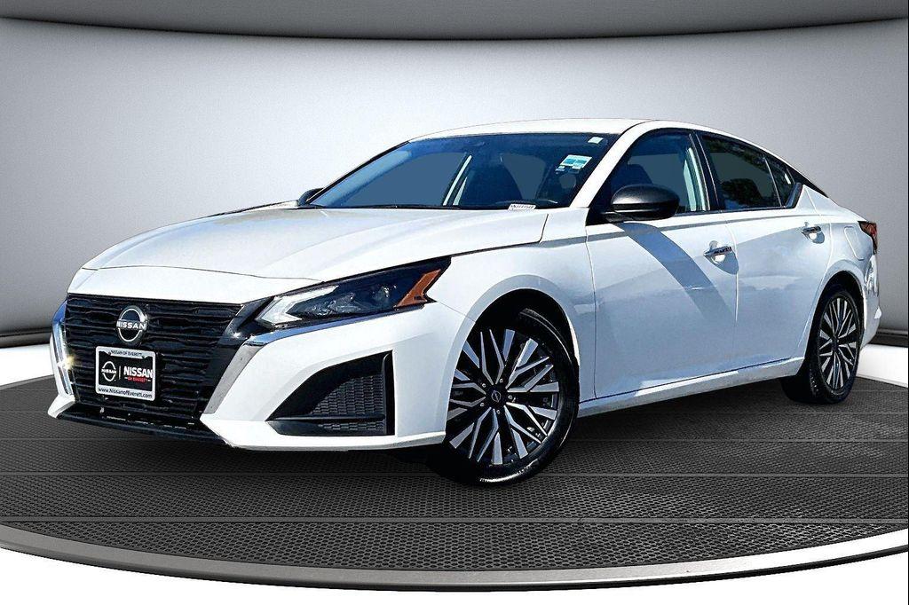 used 2025 Nissan Altima car, priced at $25,000