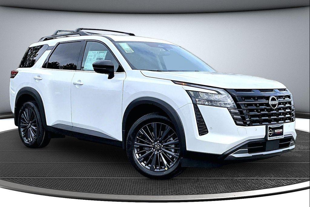 new 2026 Nissan Pathfinder car, priced at $45,012