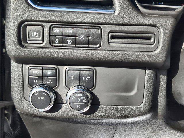 used 2023 GMC Yukon XL car, priced at $58,028