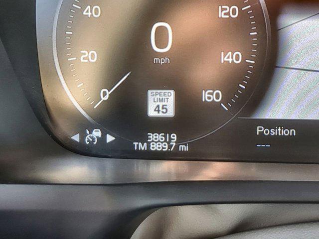 used 2022 Volvo XC90 car, priced at $33,979