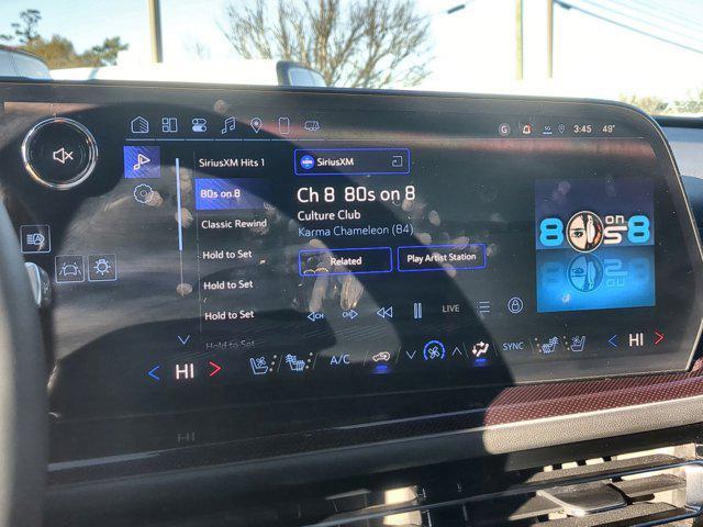 used 2025 Chevrolet Traverse car, priced at $54,262