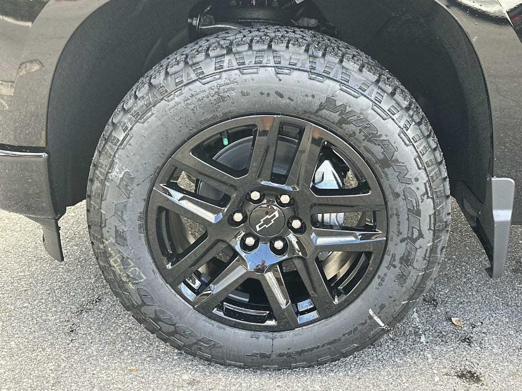 new 2026 Chevrolet Silverado 1500 car, priced at $42,005