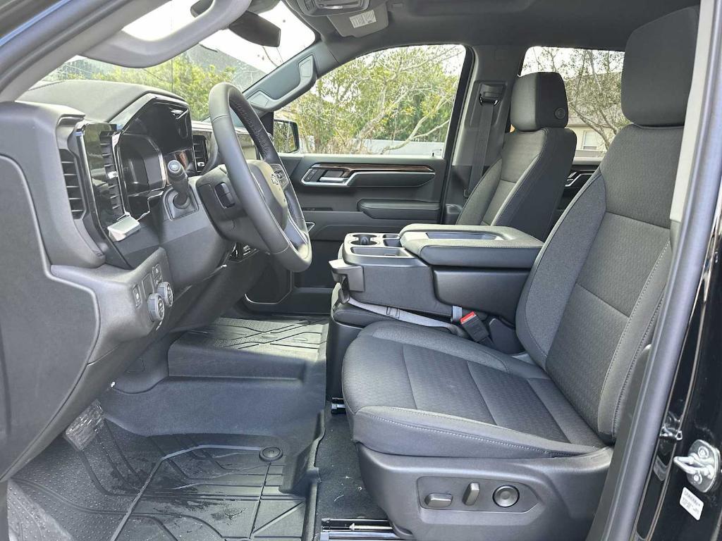 new 2026 Chevrolet Silverado 1500 car, priced at $42,005