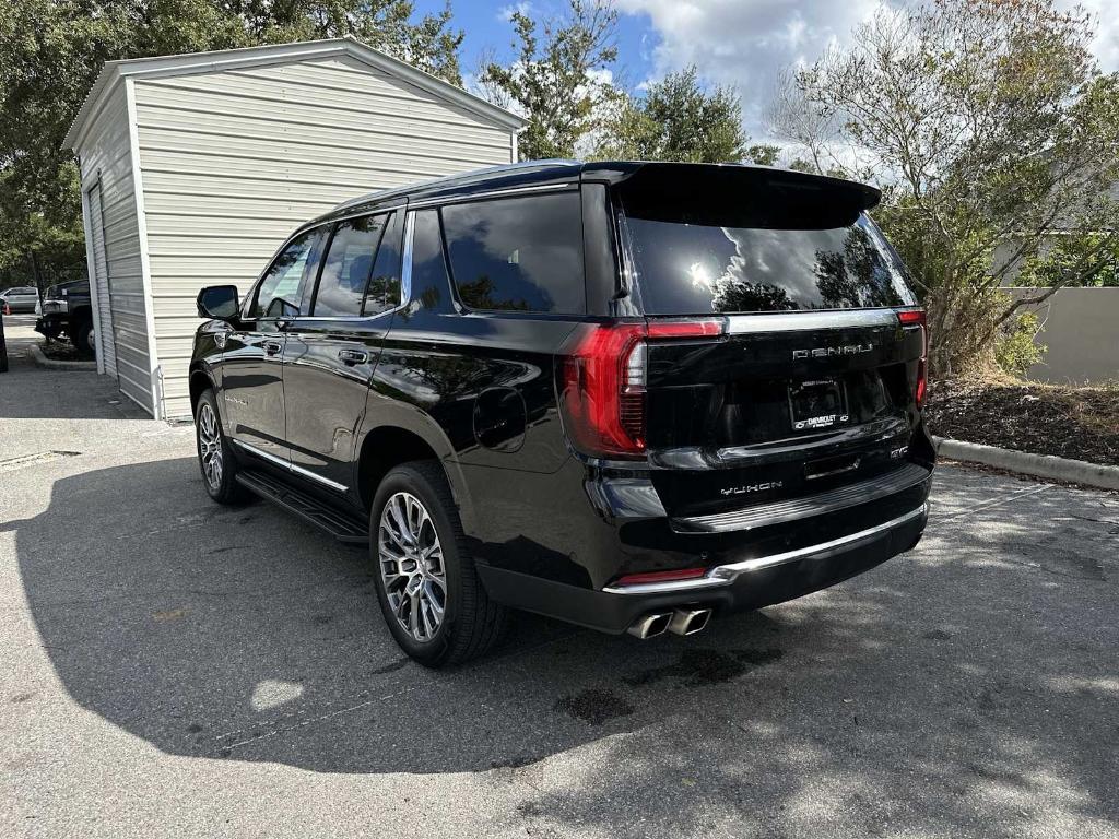 2025 Onyx Black GMC Yukon