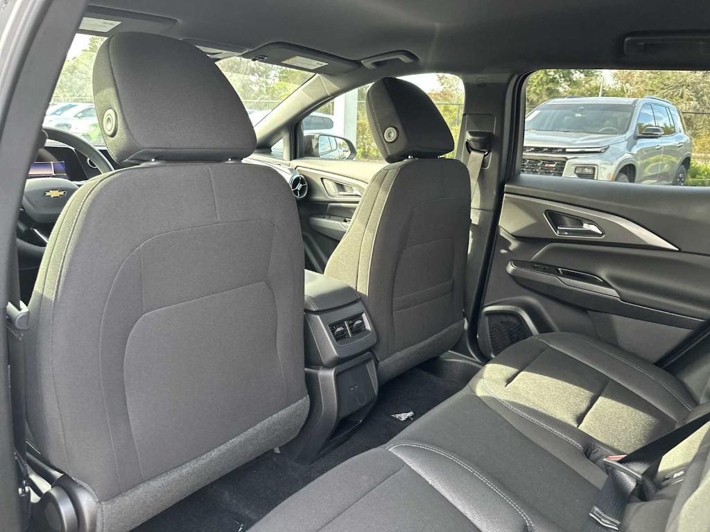 new 2026 Chevrolet Equinox EV car, priced at $28,065