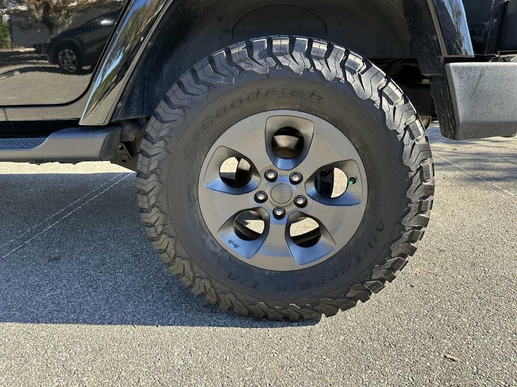 used 2017 Jeep Wrangler Unlimited car, priced at $14,999