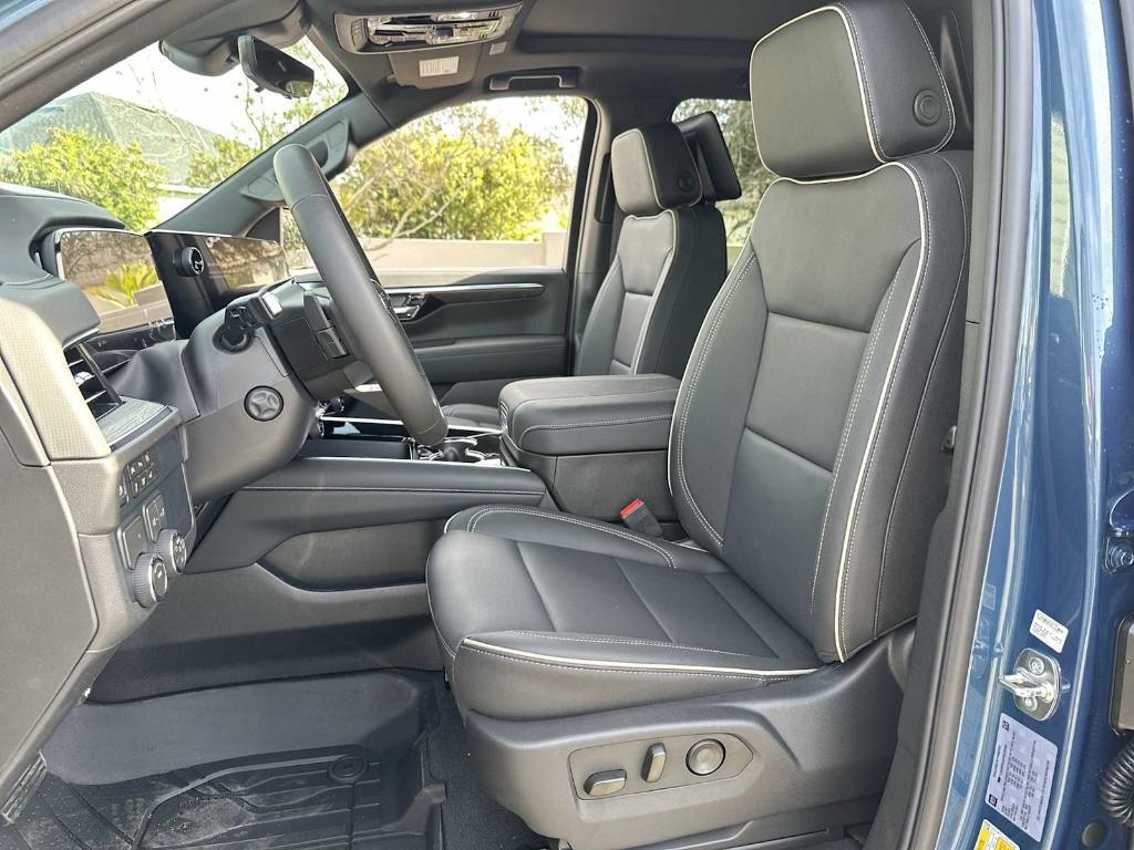 new 2026 Chevrolet Suburban car, priced at $77,210