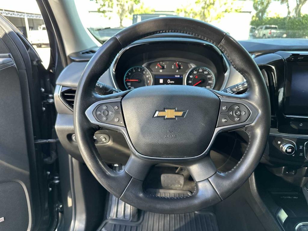 used 2020 Chevrolet Traverse car, priced at $25,897