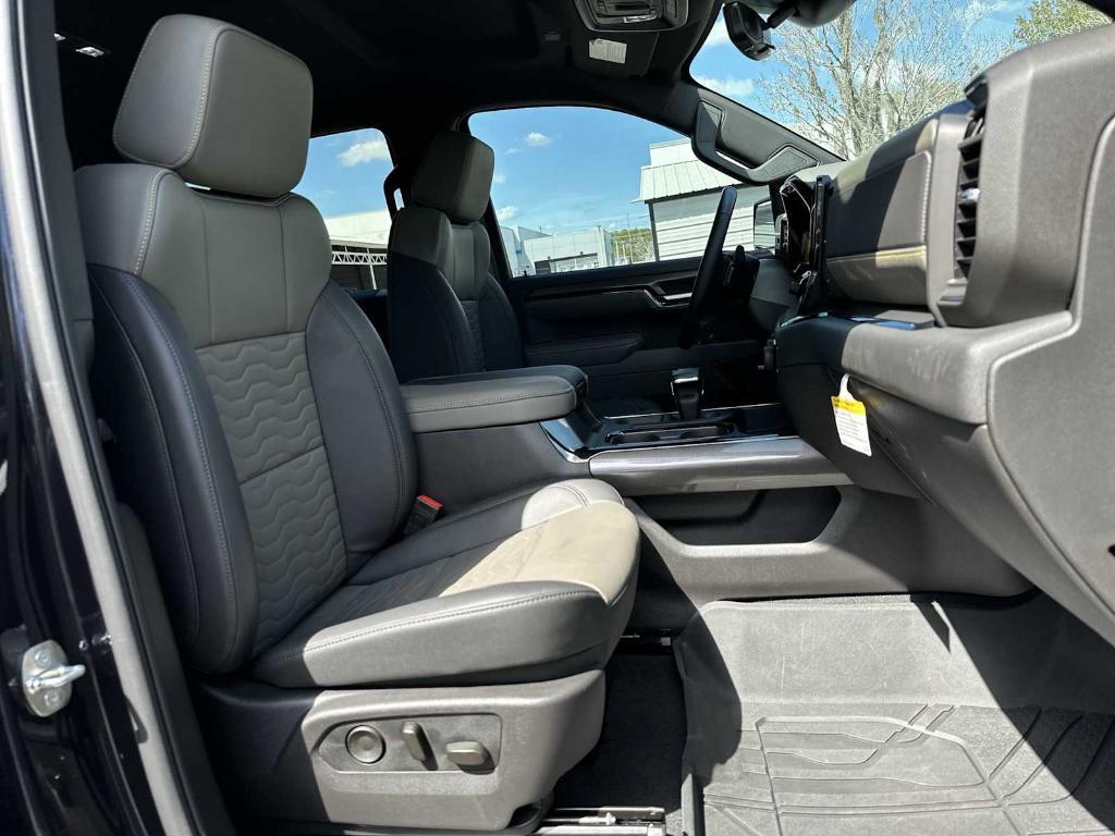 used 2024 Chevrolet Silverado 1500 car, priced at $51,635