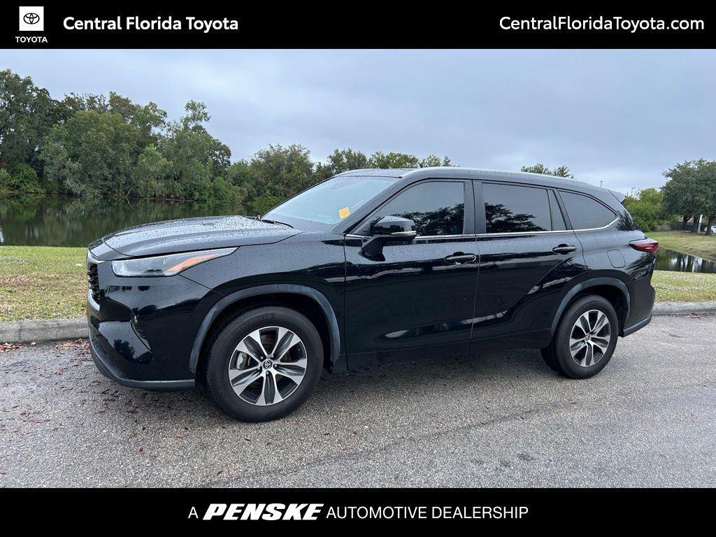 used 2024 Toyota Highlander car, priced at $38,937