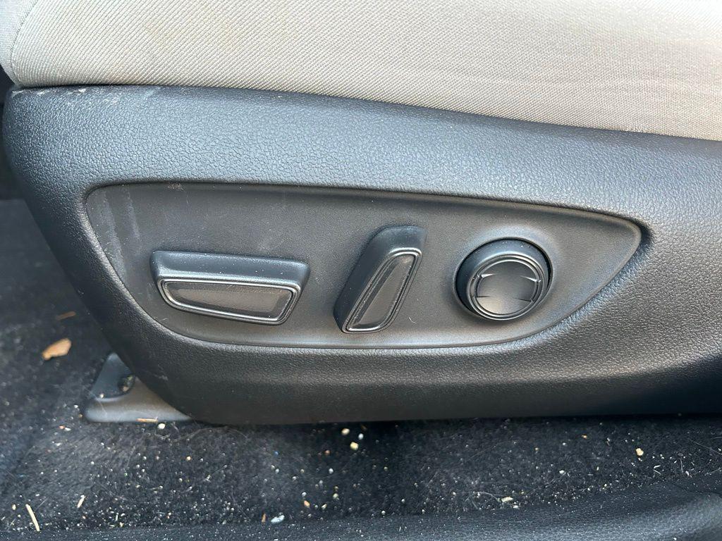 used 2023 Toyota RAV4 car, priced at $25,577